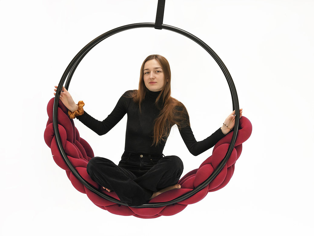 HOJDAČKA SWING PLAIT - INTERIÉROVÁ